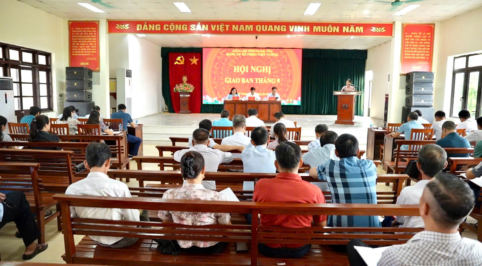 XÃ TRIỆU VIỆT VƯƠNG TỔ CHỨC HỘI NGHỊ GIAO BAN THÁNG 9