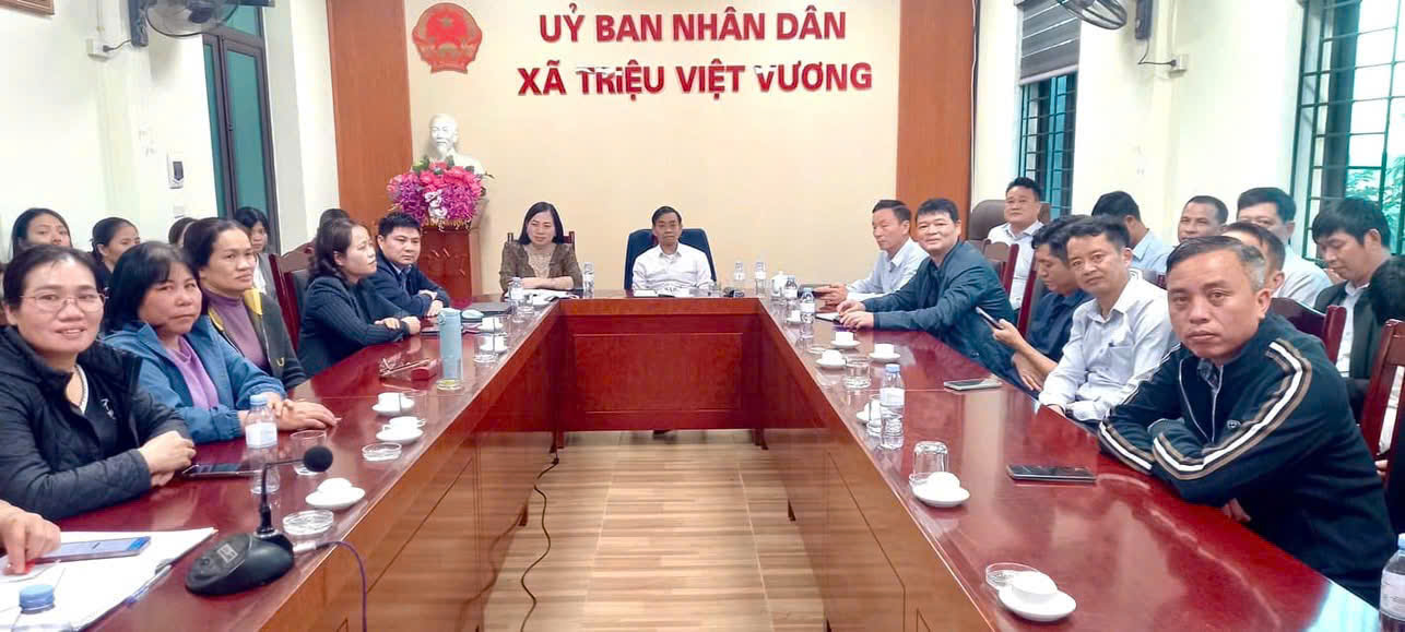 BỒI DƯỠNG, CẬP NHẬT KIẾN THỨC, KỸ NĂNG CÔNG TÁC XÂY DỰNG ĐẢNG CHO CẤP ỦY CẤP XÃ