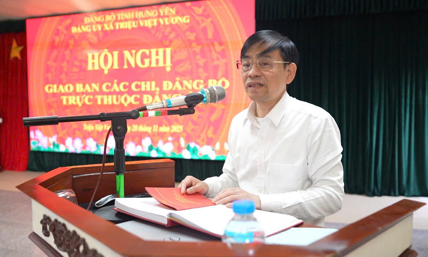 ĐẢNG ỦY XÃ TRIỆU VIỆT VƯƠNG TỔ CHỨC HỘI NGHỊ GIAO BAN CÁC CHI, ĐẢNG BỘ TRỰC THUỘC ĐẢNG ỦY