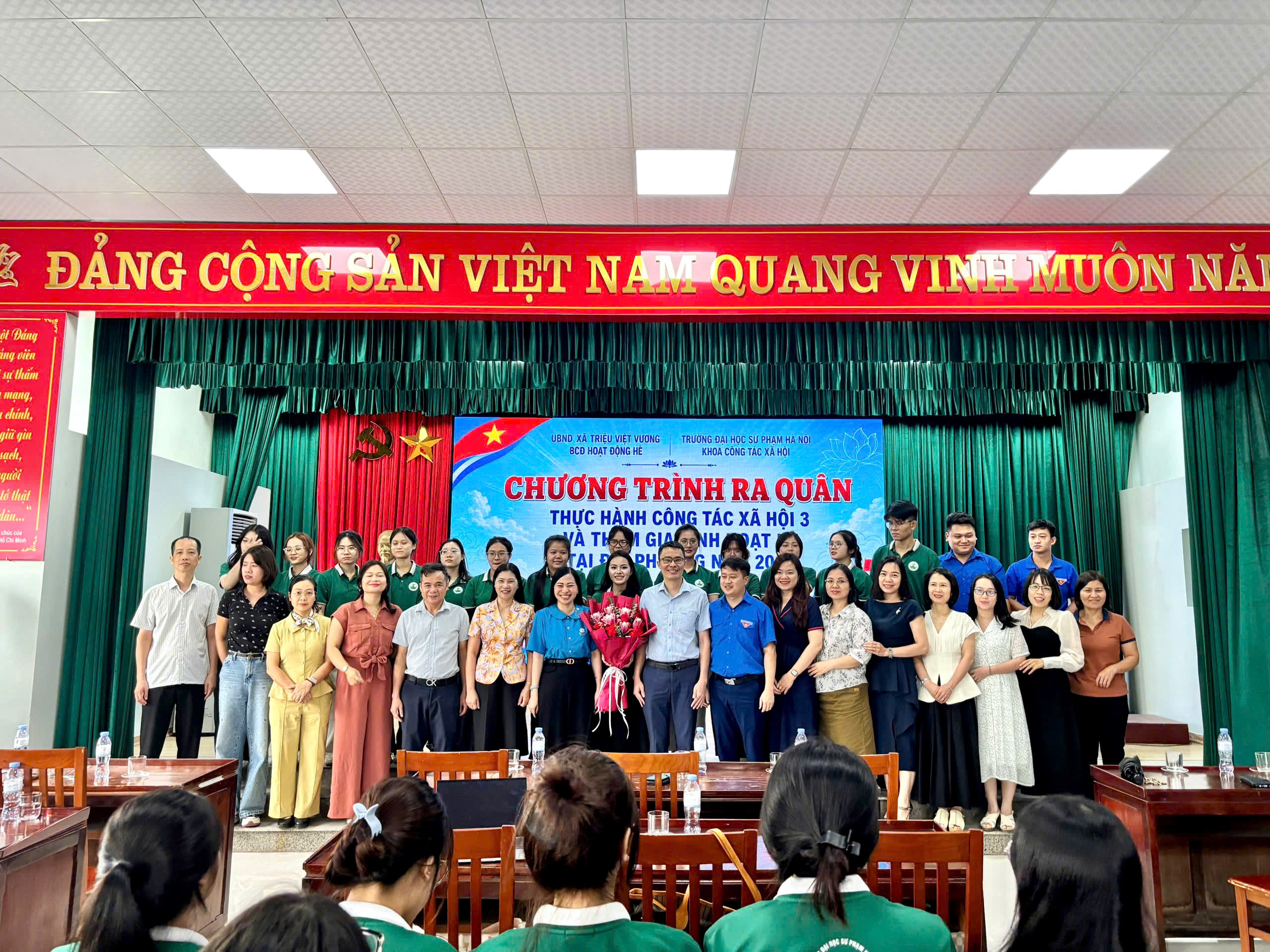 XÃ TRIỆU VIỆT VƯƠNG PHỐI HỢP VỚI TRƯỜNG ĐẠI HỌC SƯ PHẠM HÀ NỘI TỔ CHỨC RA QUÂN CHƯƠNG TRÌNH THỰC HÀNH CÔNG TÁC XÃ HỘI VÀ THAM GIA SINH HOẠT HÈ NĂM 2026