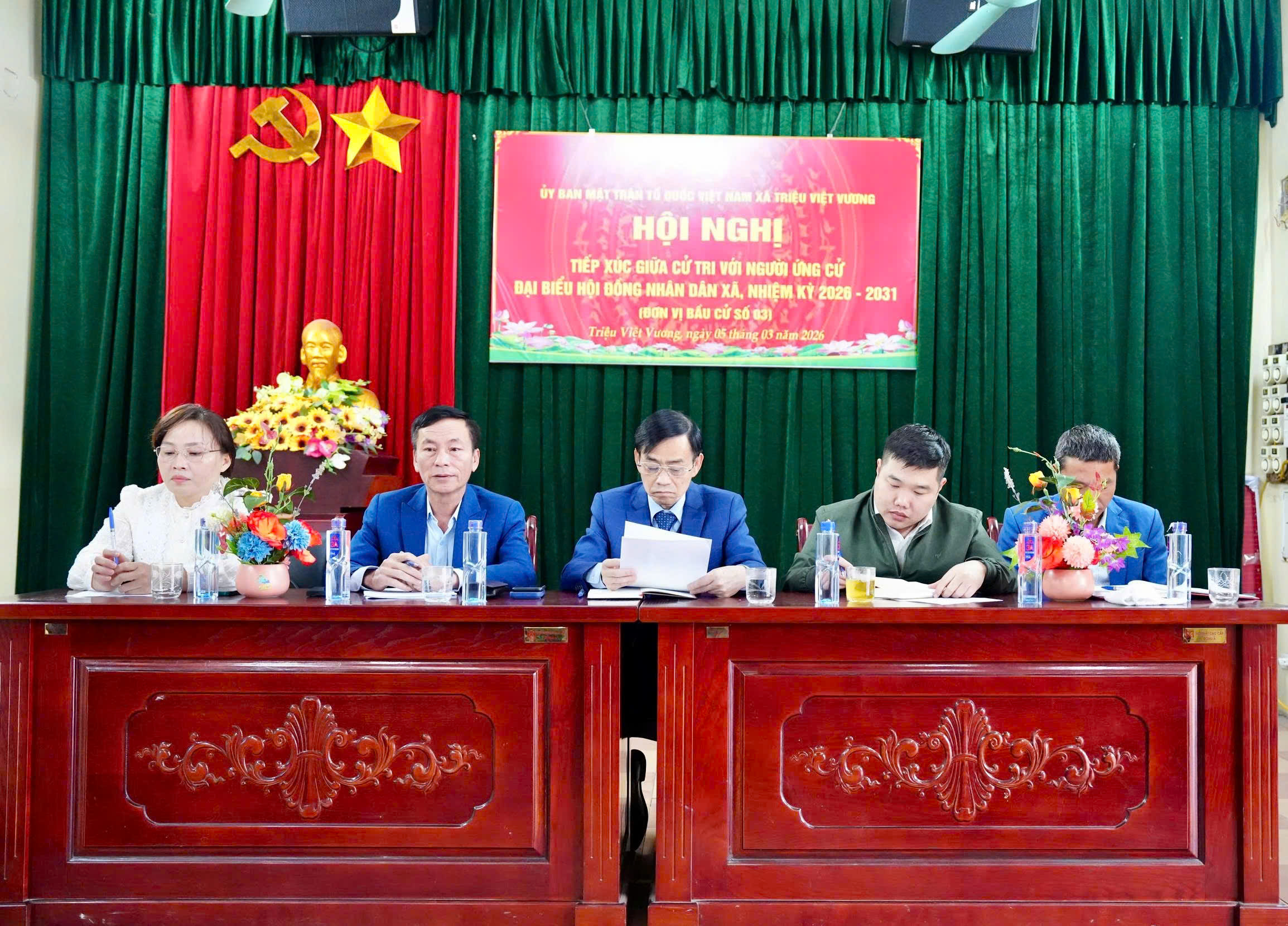 HỘI NGHỊ TIẾP XÚC CỬ TRI VỚI NGƯỜI ỨNG CỬ ĐẠI BIỂU HĐND XÃ TRIỆU VIỆT VƯƠNG KHÓA II, NHIỆM KỲ 2026–2031