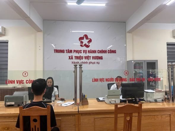 Xã Triệu Việt Vươnng: Đẩy mạnh ứng dụng khoa học công nghệ và đổi mới sáng tạo trong phục vụ hành chính công