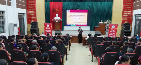 TRẠM Y TẾ XÃ TRIỆU VIỆT VƯƠNG TỔ CHỨC HỘI NGHỊ TRUYỀN THÔNG VỀ GIỚI, GIỚI TÍNH VÀ MẤT CÂN BẰNG GIỚI TÍNH KHI SINH