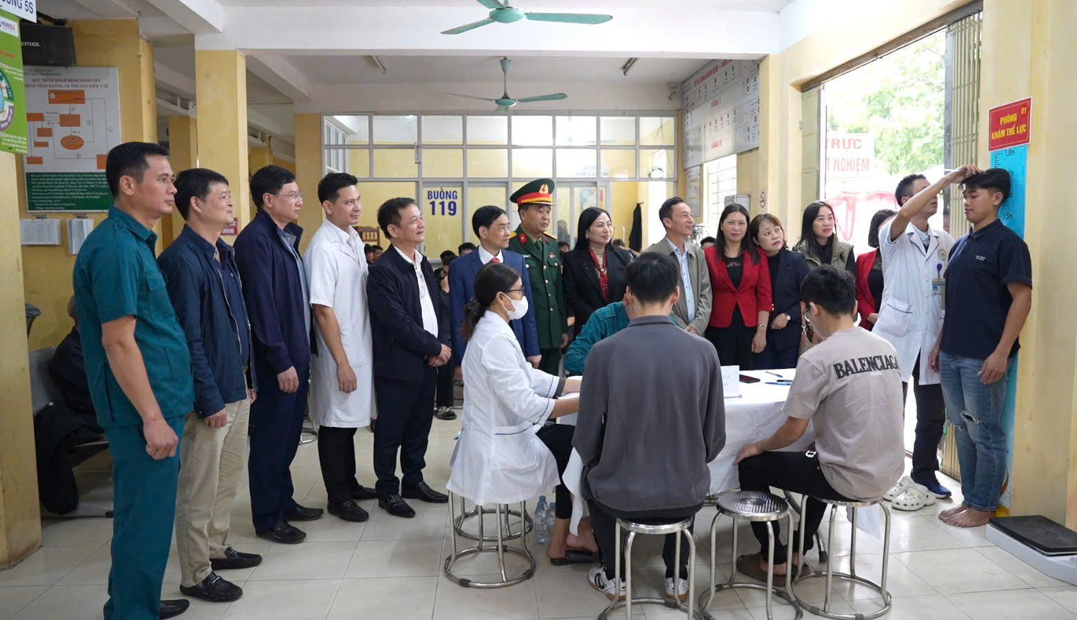 XÃ TRIỆU VIỆT VƯƠNG TỔ CHỨC KHÁM TUYỂN SỨC KHỎE NGHĨA VỤ QUÂN SỰ VÀ NGHĨA VỤ THAM GIA CÔNG AN NHÂN DÂN NĂM 2026