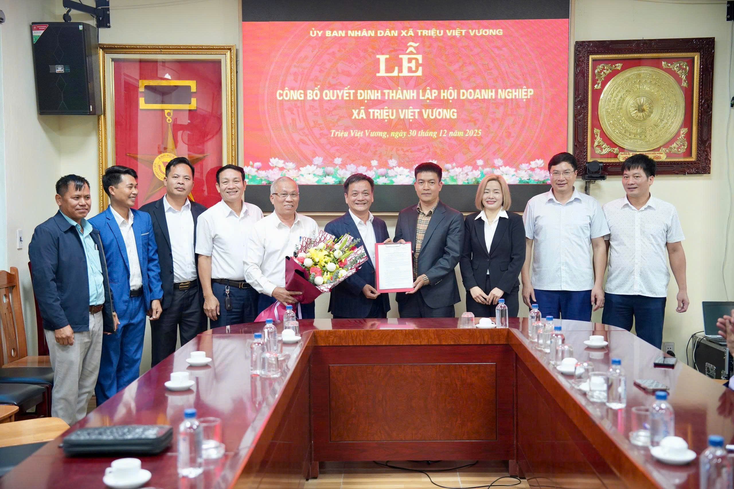 LỄ CÔNG BỐ QUYẾT ĐỊNH THÀNH LẬP HỘI DOANH NGHIỆP XÃ TRIỆU VIỆT VƯƠNG